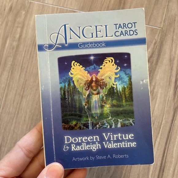Angel Tarot Cards *RARE* by Doreen Virtue and Radleigh Valentine - Picture 7 of 16